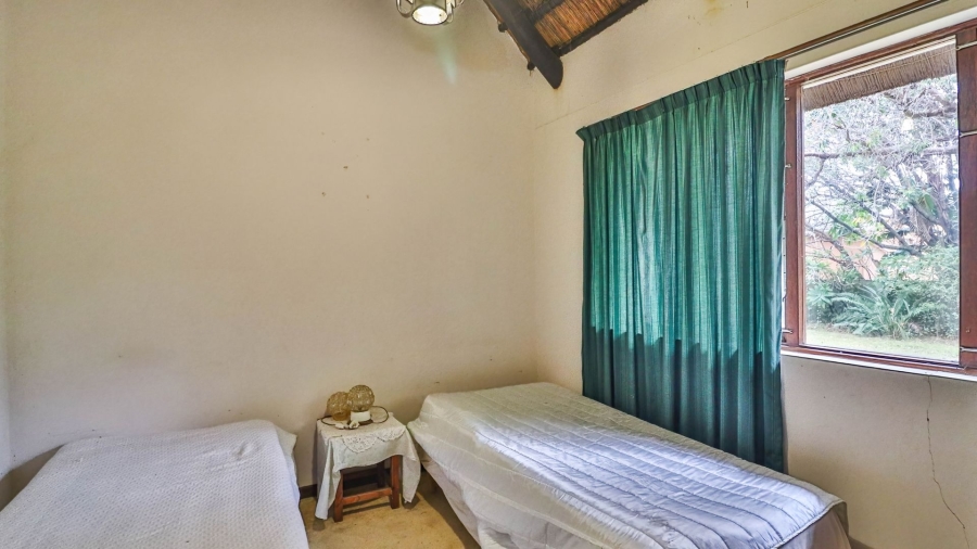 4 Bedroom Property for Sale in Bonza Bay Eastern Cape